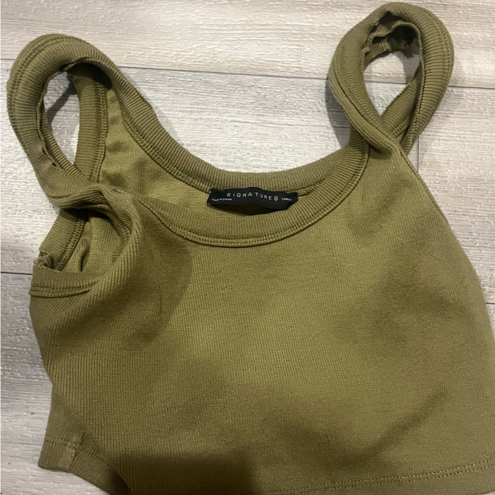 Green crop top